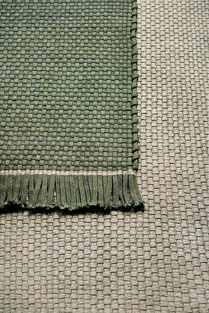 2 Knot Rugs Moss And Clay