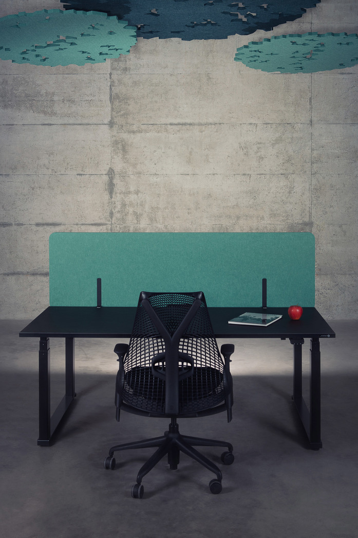 Desk One Plain 470 1