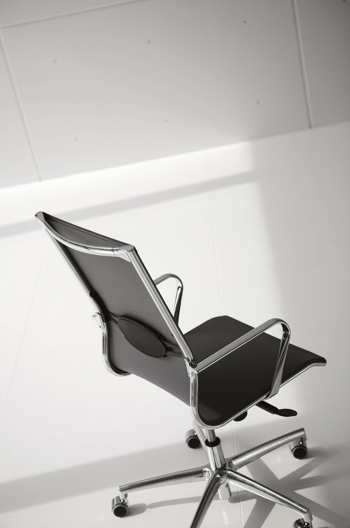 Elle Executive 4