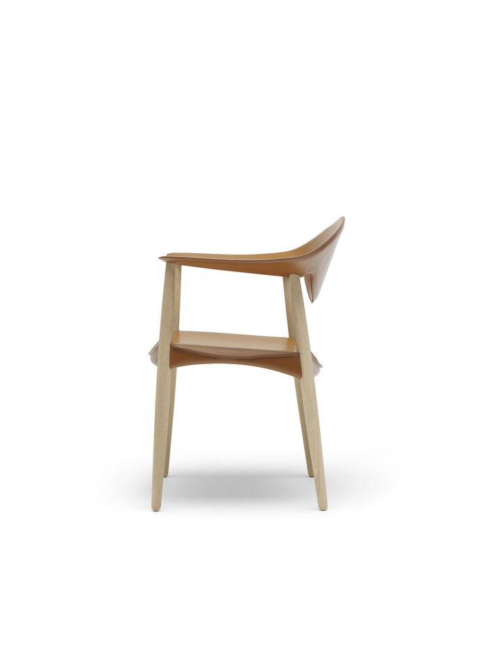 Lm92 Oak Natural Saddle Leather Side