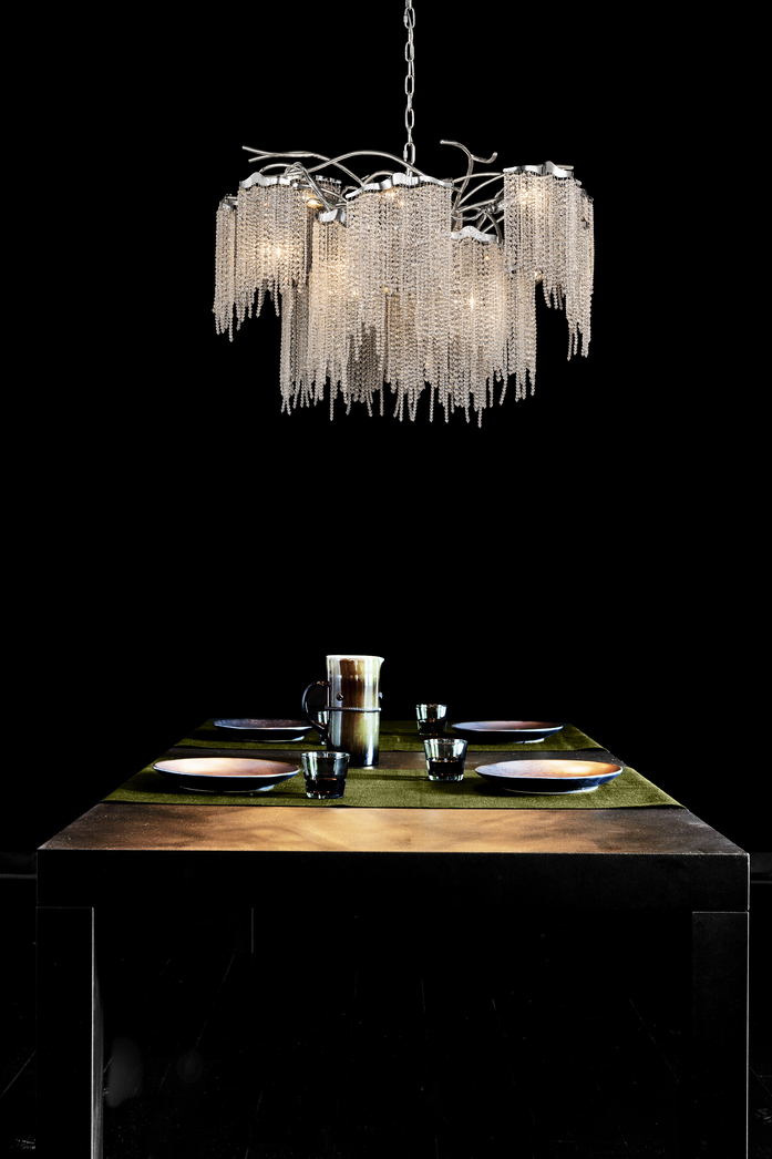 Brandvanegmond Victoria Chandelier Round Wooden Table Blackbackground Settable