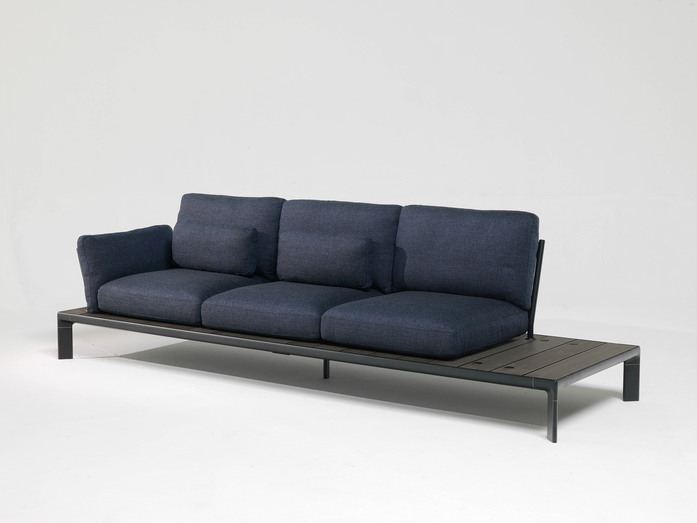 19 Tami Three Seats