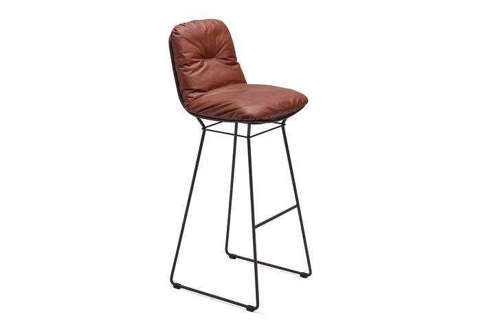 2019 12 04 Leyasol Barstool Leder Indoor 01