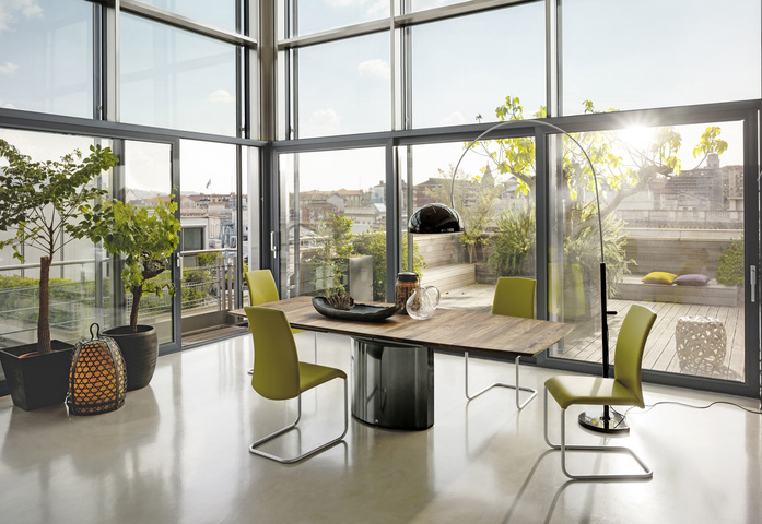 2063 Luma Stuhl Gruen