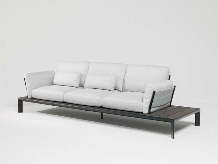 20 Tami Three Seats White