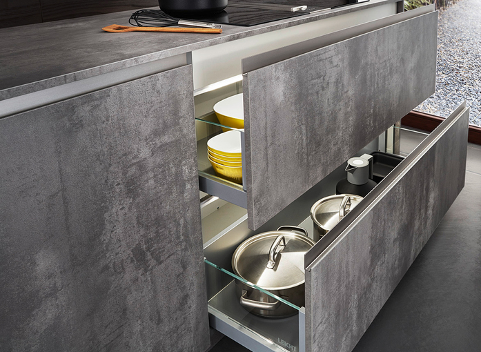 215 221 222 D24 100 202 237 J17