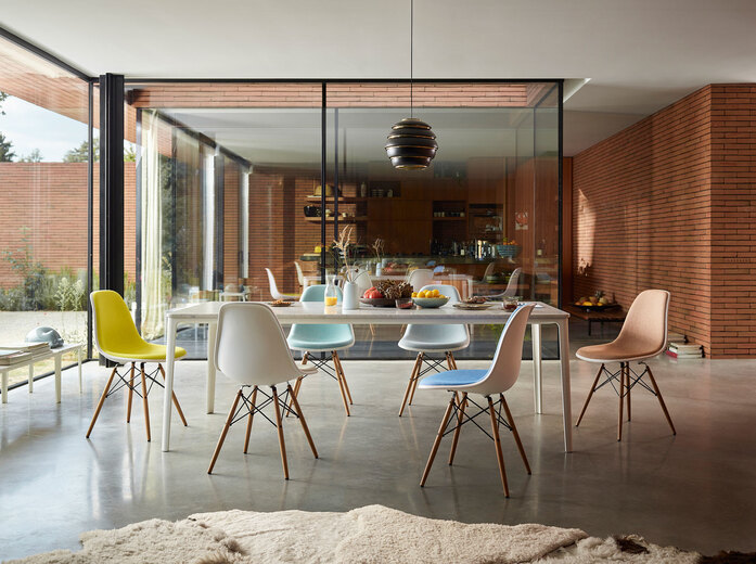 2399598 Ad Plate Dining Table Eames Plastic Chair Dsw Resting Cat Master