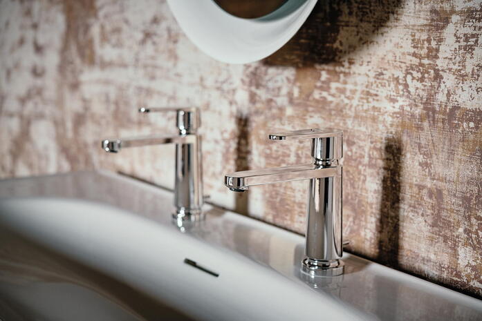 23 Laufen The New Classic