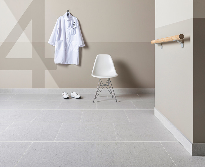 3502 Healthcare Studio Plus Bp 2