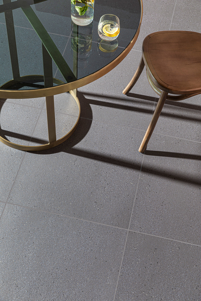 3512 Hospitality Detail 1C