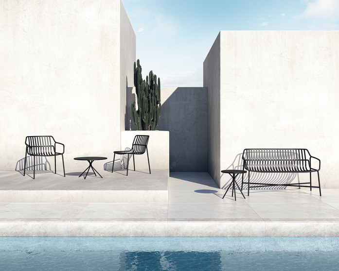 63 XX Cronasteel LOCATION Pool Lounge Lava F39
