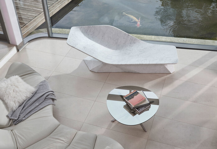 8040 0 04 Marble Wing Carrara Privathaus Teich