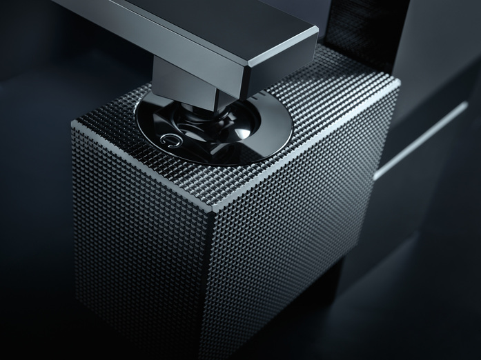 AXOR Edge Washbasin Faucet Closeup Structure 190305 161628