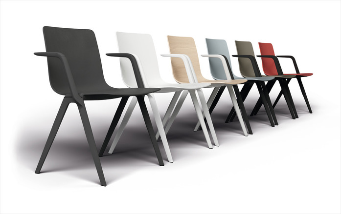 A Chair 9709 A 9707 A Stuhlreihe
