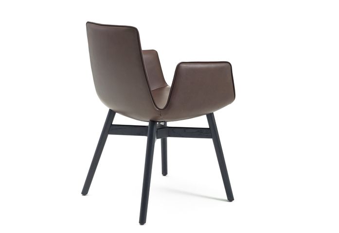 Amelie Armchair Kreuzzarge 5