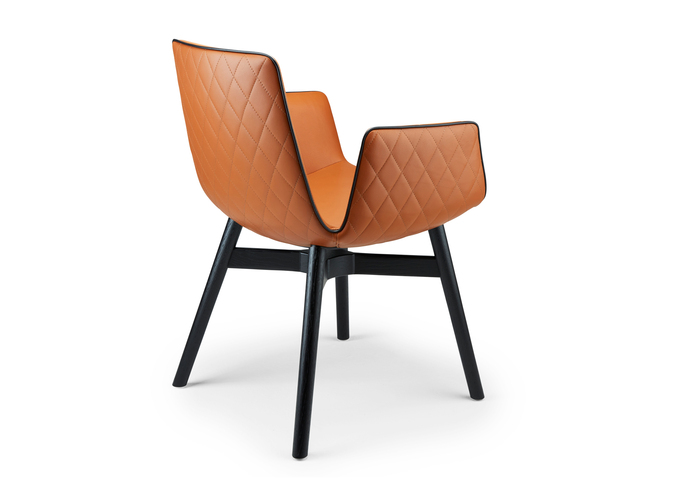 Amelie Armchair Kreuzzarge 7