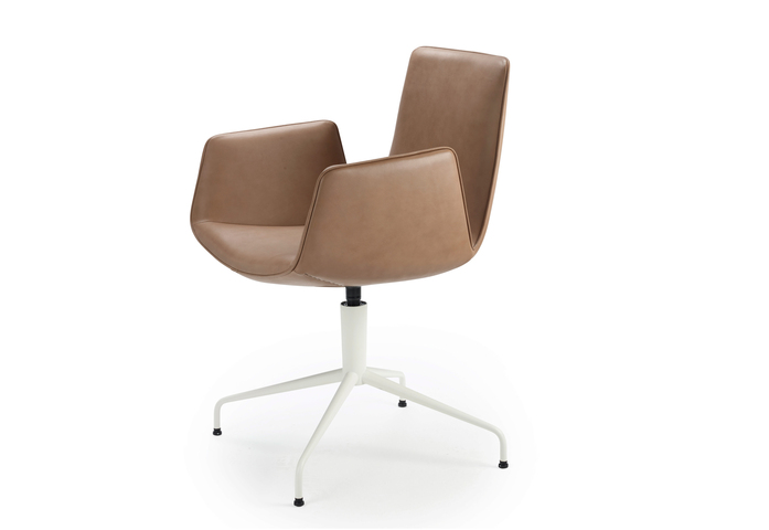 Amelie Armchair Sternfuss 4