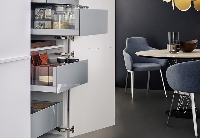 Bondi Synthia 8
