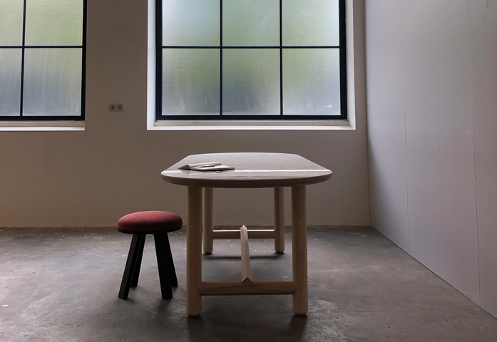 Buzzispace Buzzi Table 01