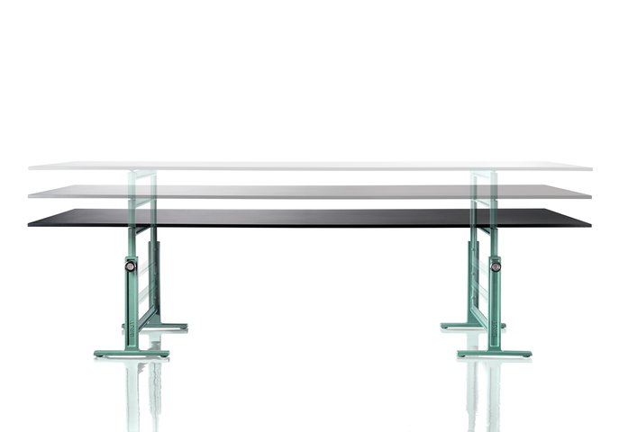 Brut Hoehenverstellbarer Tisch 3