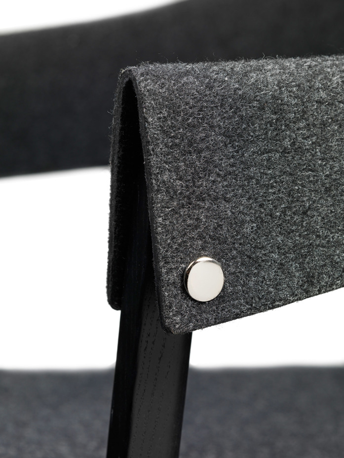 Button I 006