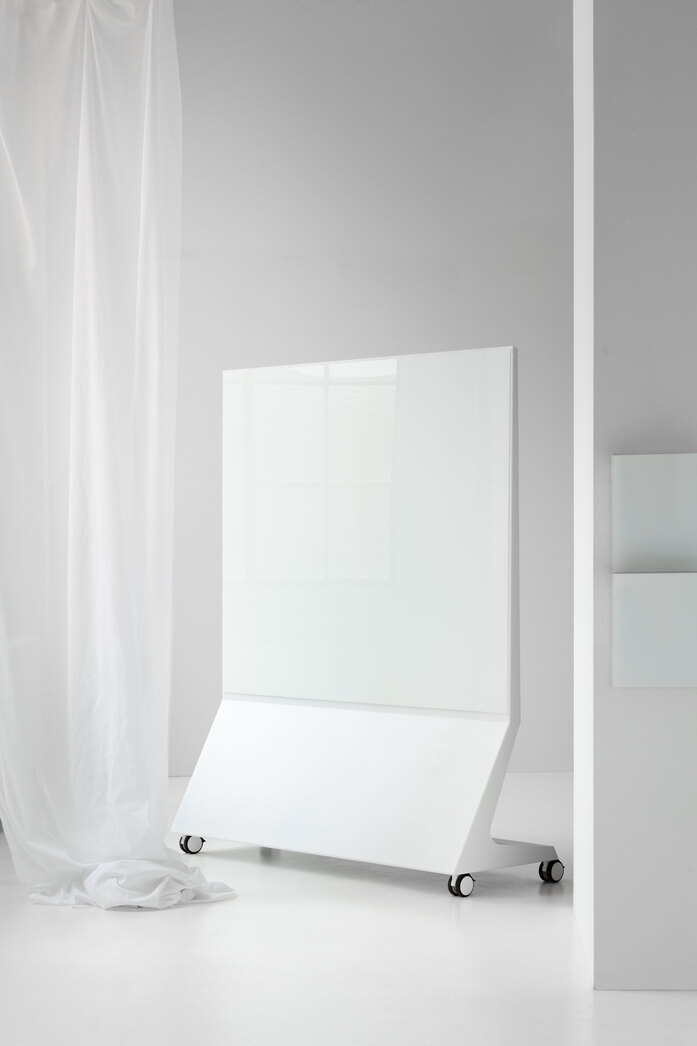 Chat Board Magazine Rack Ambient 05