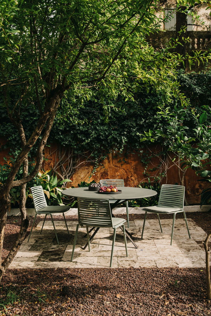 Chairs With Cushions