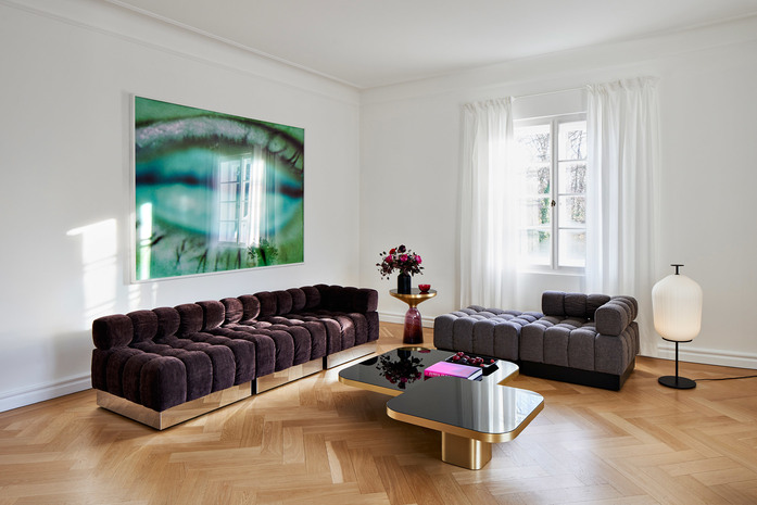 Classi Con Deep Tuft Sofa Bow Coffee Table Bell Side Table Plissee Floor Lamp Photo Elias Hassos