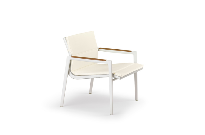 Dedon Dean Lounge Chair Cushion White 1920X1266Px