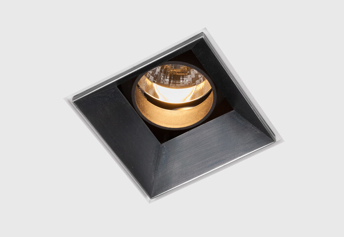 Down In Line 80 Gun Metal Shadowgap Led Directional 6