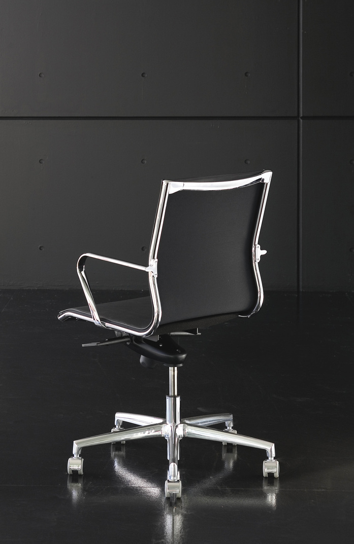 Elle Executive 8