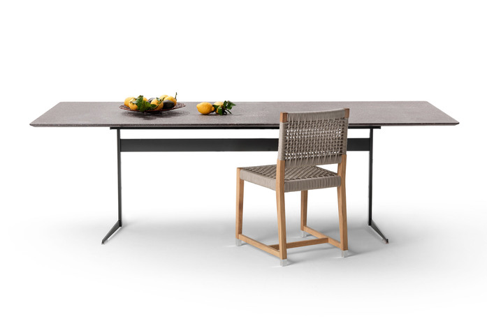 Flexform Fly Outdoor Dining Stone Table 2