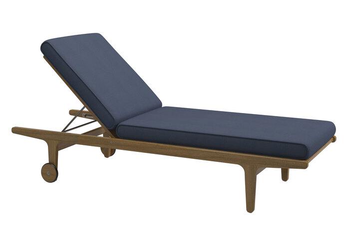 Gloster Bay Sun Lounger Sapphire