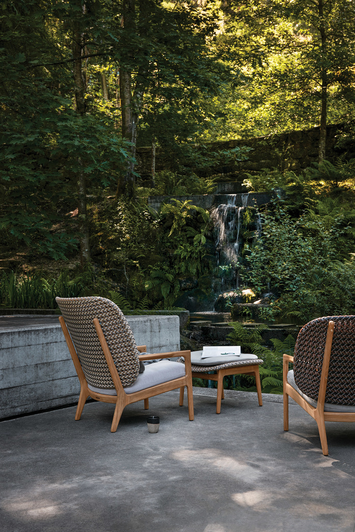 Gloster Kay Lounge Chair Ottoman