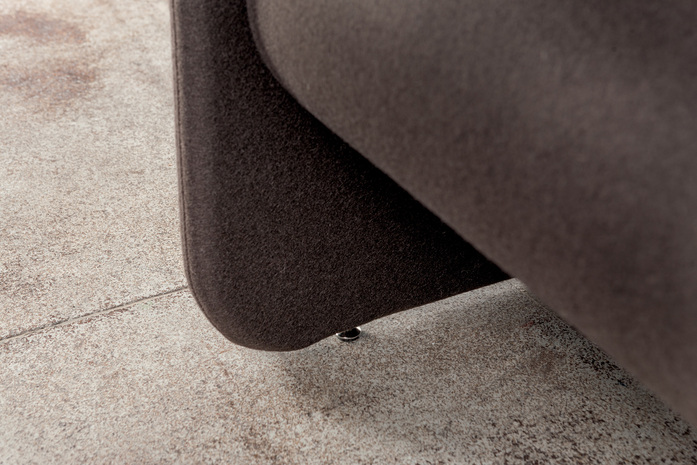 Hug Detail2 Fantoni