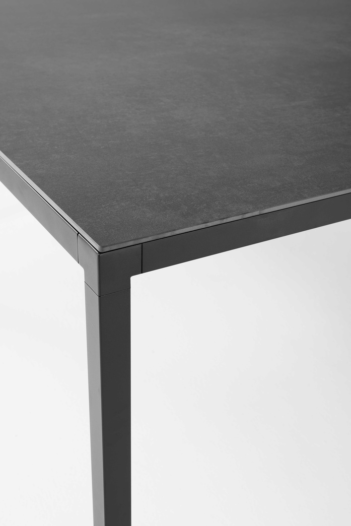 Low 14 02 Ta S Hel005