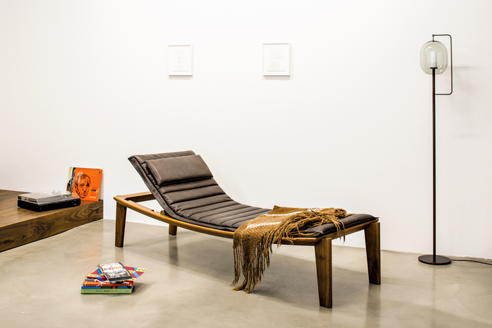 Lantern Light Floor 8