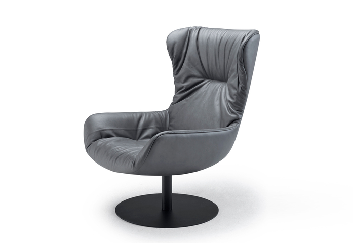 Leya Wingback Chair Tellerfuss 6