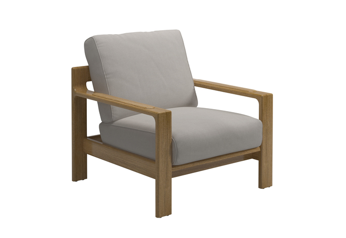 Loop Lounge Chair 02