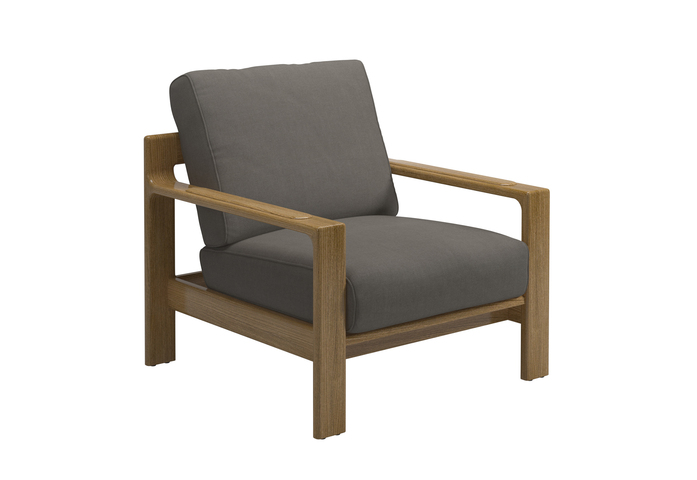 Loop Lounge Chair 06