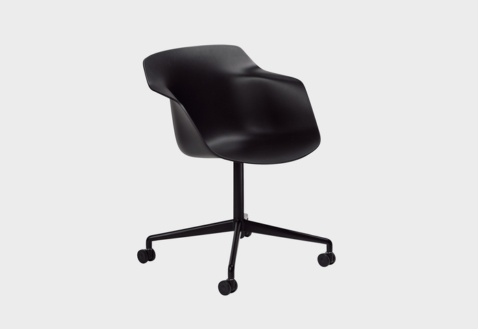 Materia Pax Chair 4 Spoke Black