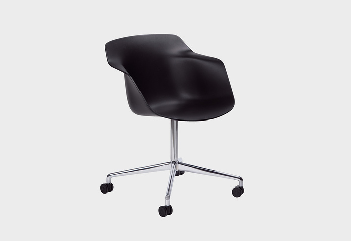 Materia Pax Chair 4 Spoke Chrome Black