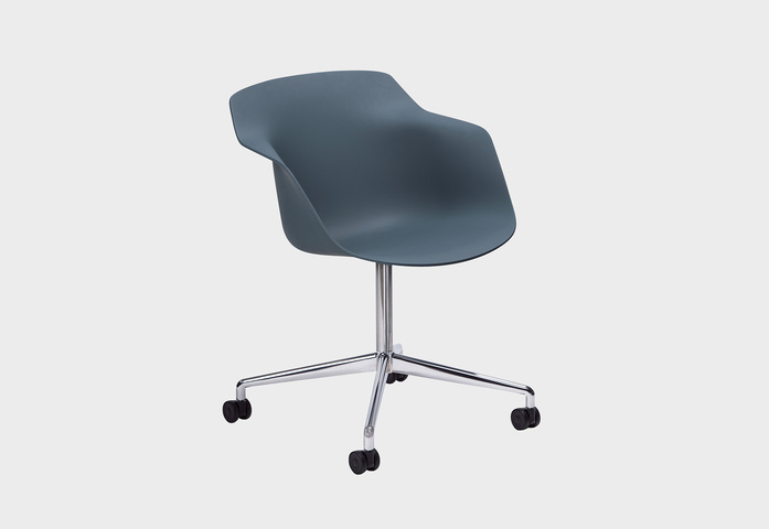 Materia Pax Chair 4 Spoke Chrome Blue