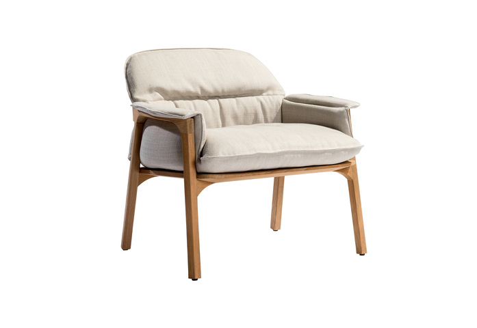 Nomad Easy Chair Off White Cushion B