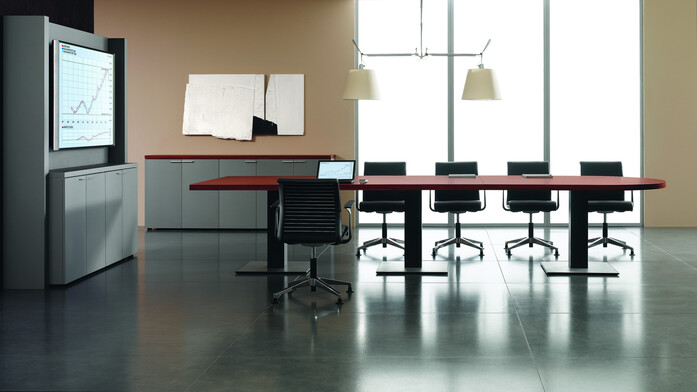 P70 Desk9