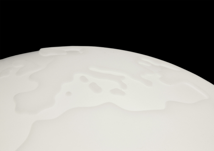 Planet Earth Suspension Detail 02