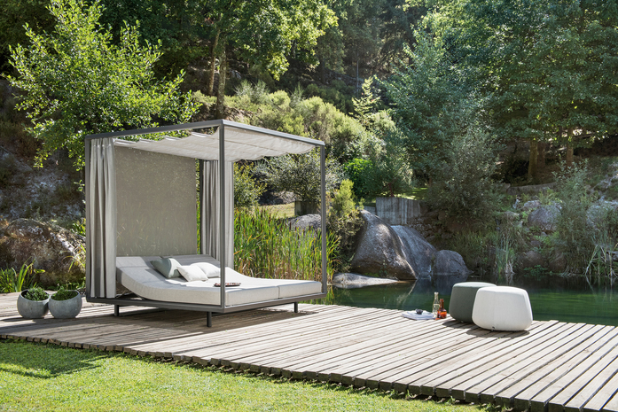 Pavilion Daybed Wenge Sunvision