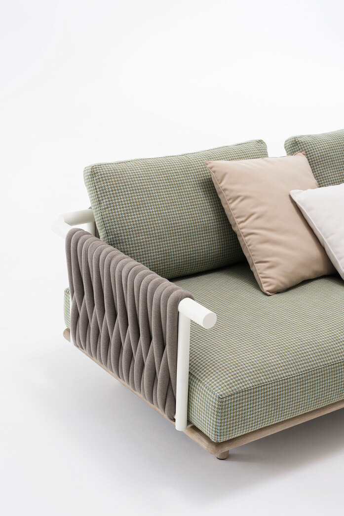 Roda Eden Sofa Padded Belts 3
