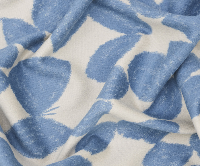 Slow Dance C0721 Throw 2