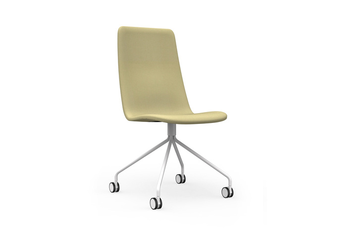 Sola Conference Chair With Castors 3